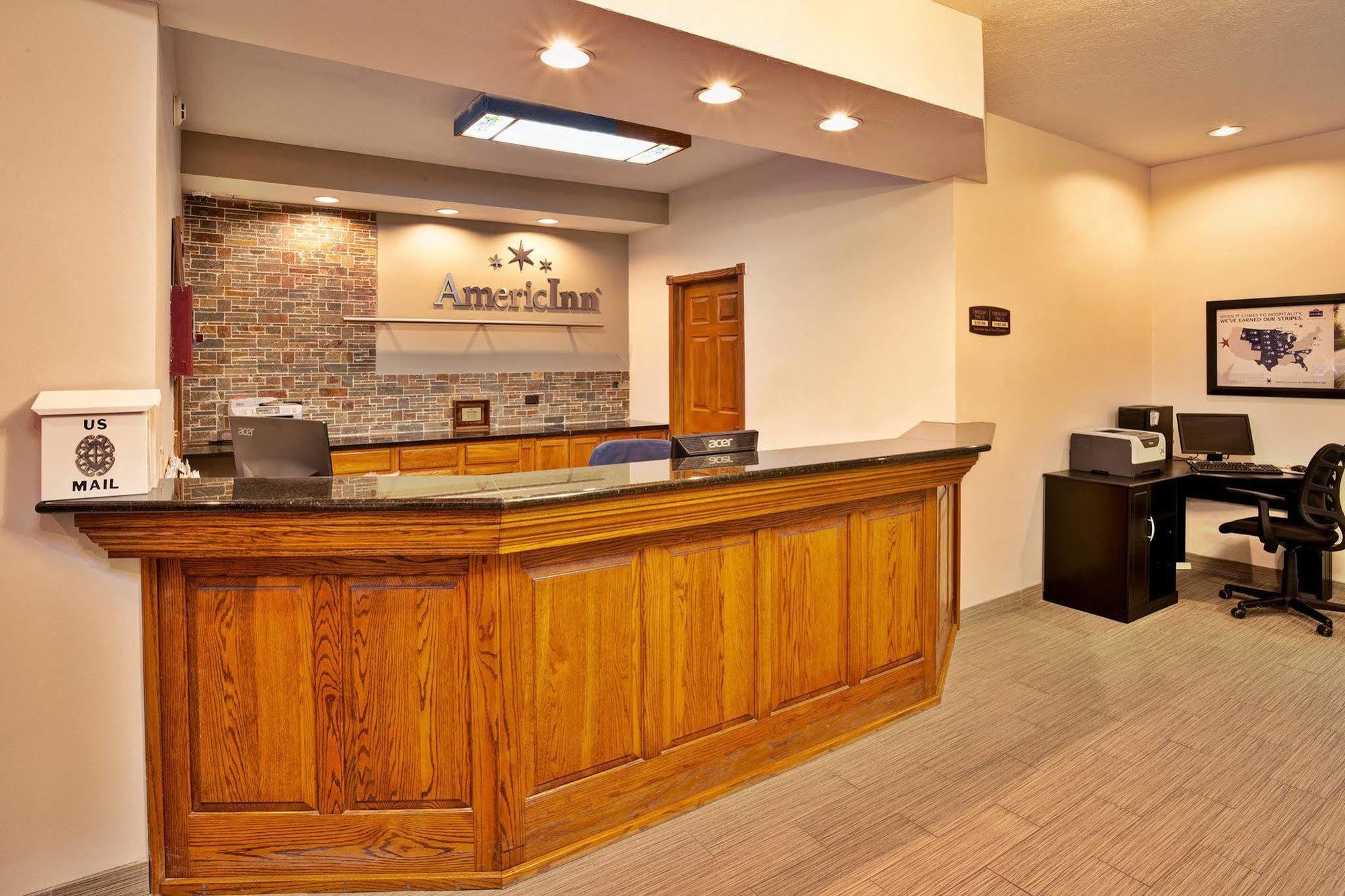 Days Inn By Wyndham Petoskey Dış mekan fotoğraf